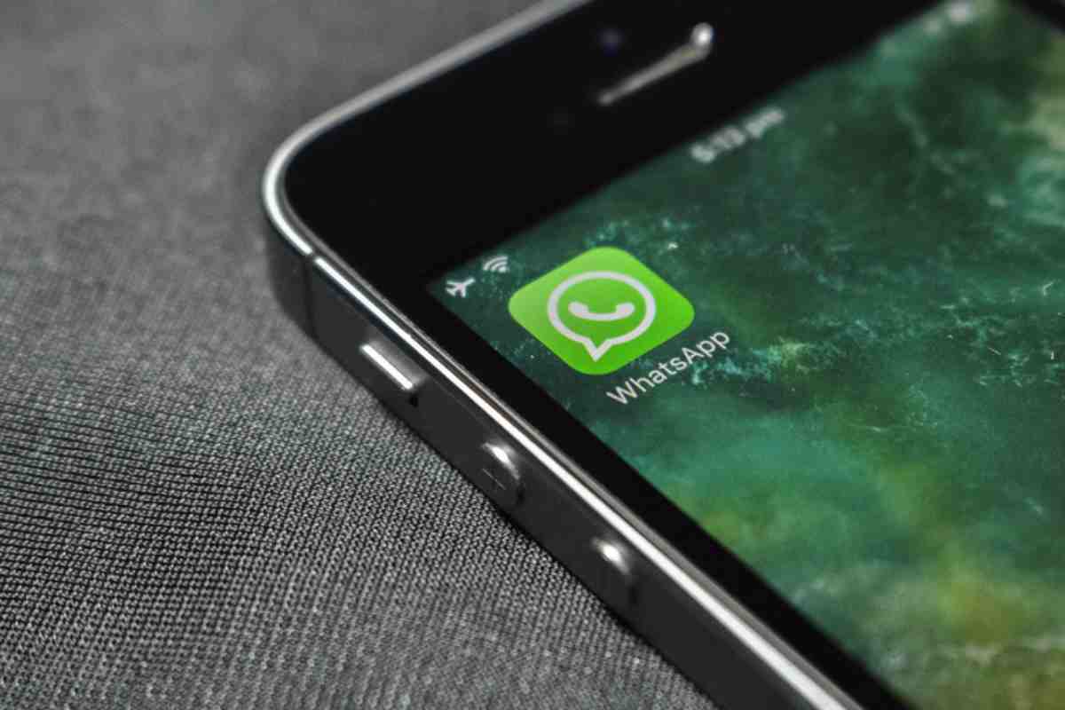 WhatsApp si aggiorna con nuove aggiunte per iOS